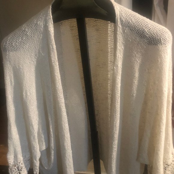Coco + Jameson women small Cardigan Beige Sweater - Picture 1 of 4